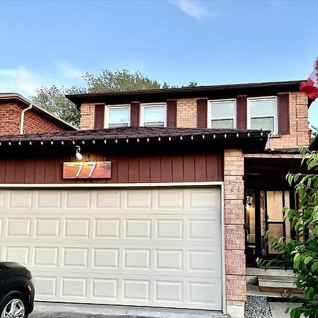 77 Nice And Warm Series Rooms Toronto Exterior photo